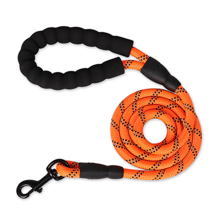 Reflective Nylon Dog Leash: Safe & Comfortable Walks - Pawfect Nest